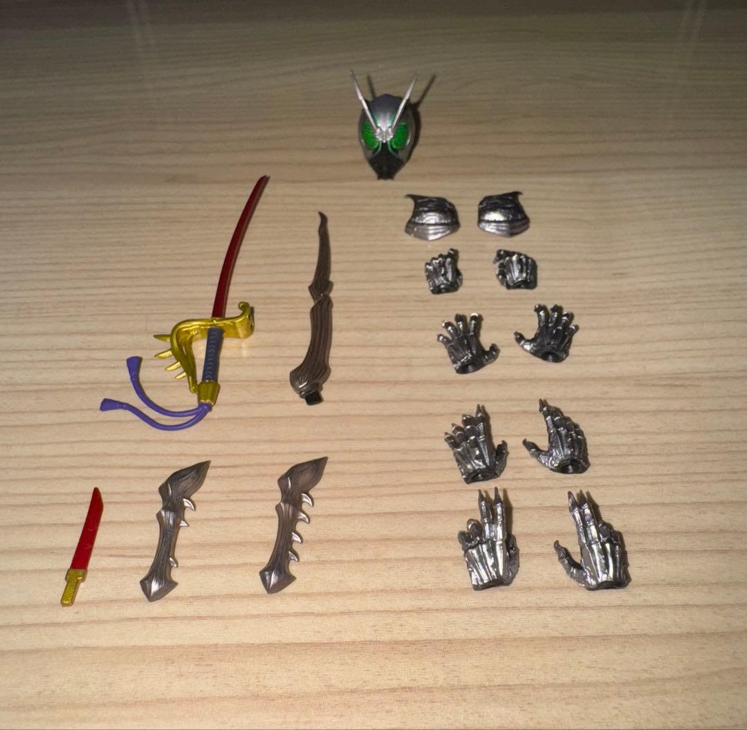 S.H.Figuarts 仮面ライダーSHADOWMOON