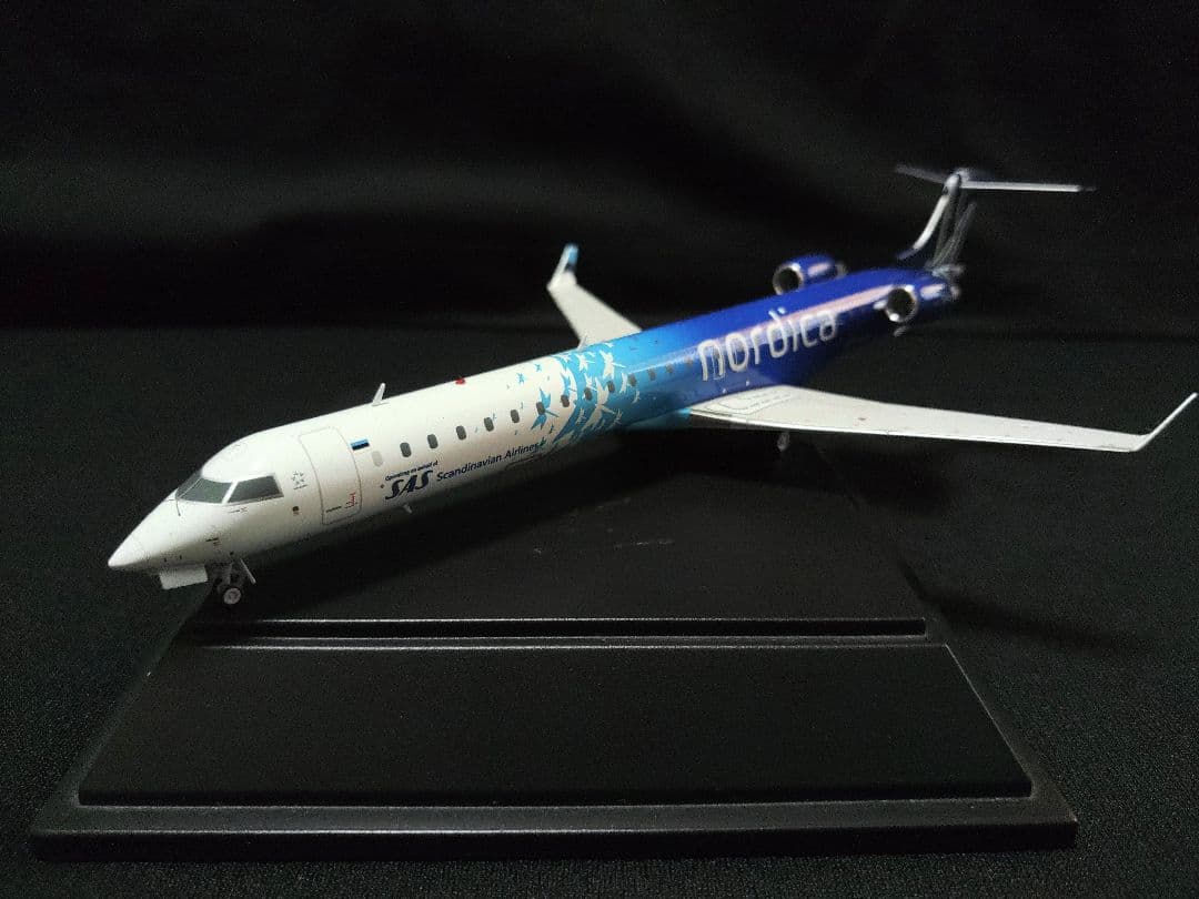 JCWings　1/200　CRJ900　超メルカリ市価格で掲載中
