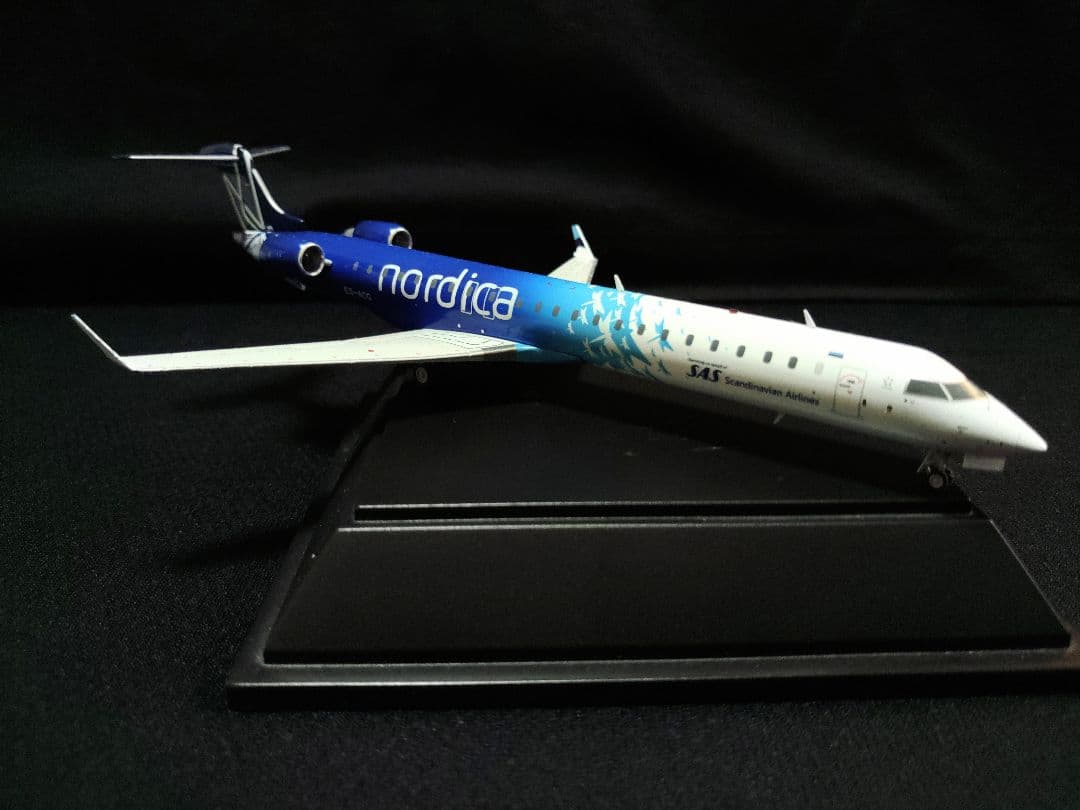 JCWings　1/200　CRJ900　超メルカリ市価格で掲載中