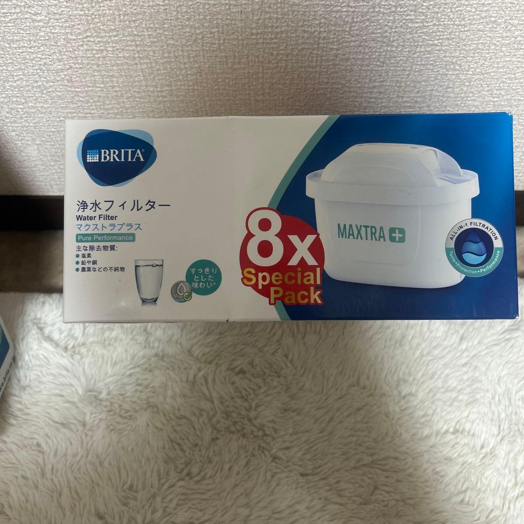 [新品、未開封]BRITA ポット型浄水器 1L フィルター8個付き
