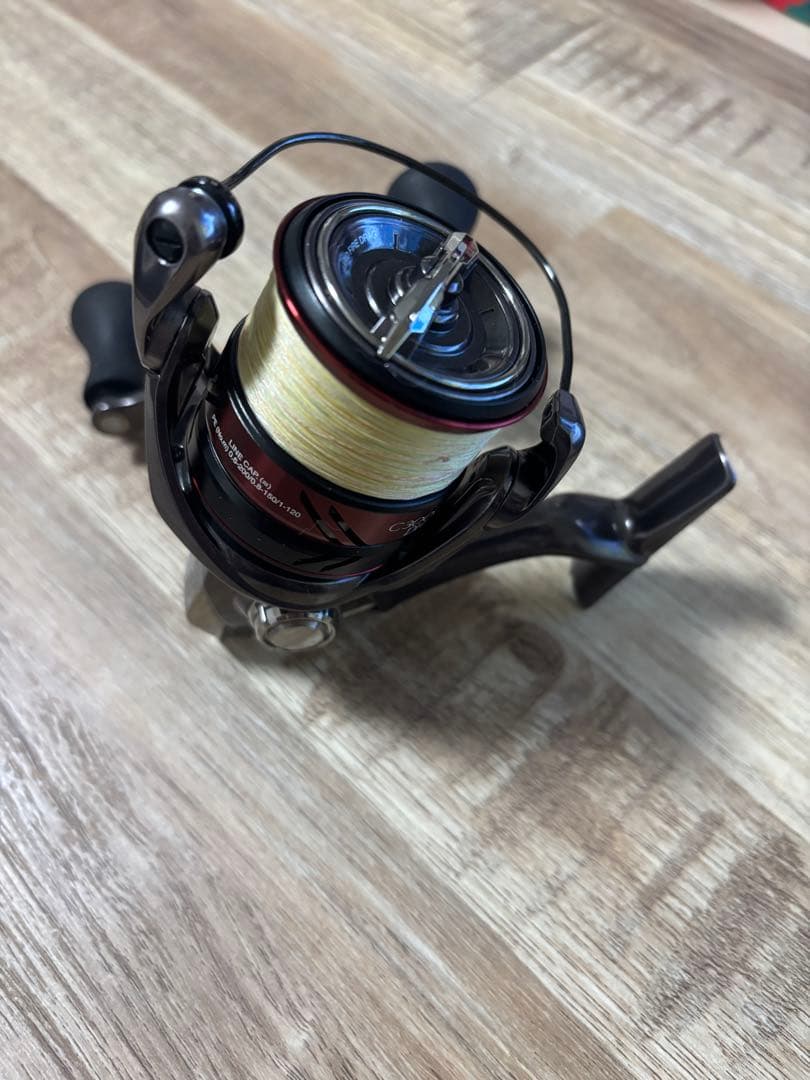 SHIMANO 21セフィアxr C3000SDH ジャンク品
