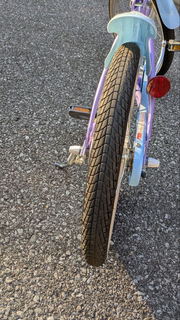 ♡♡　子供用自転車　18インチ　アナと雪の女王　ヘルメット着き　室内保管