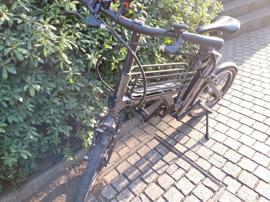 tiara　　美品！電動アシスト自転車 VOTANI H3 BESV