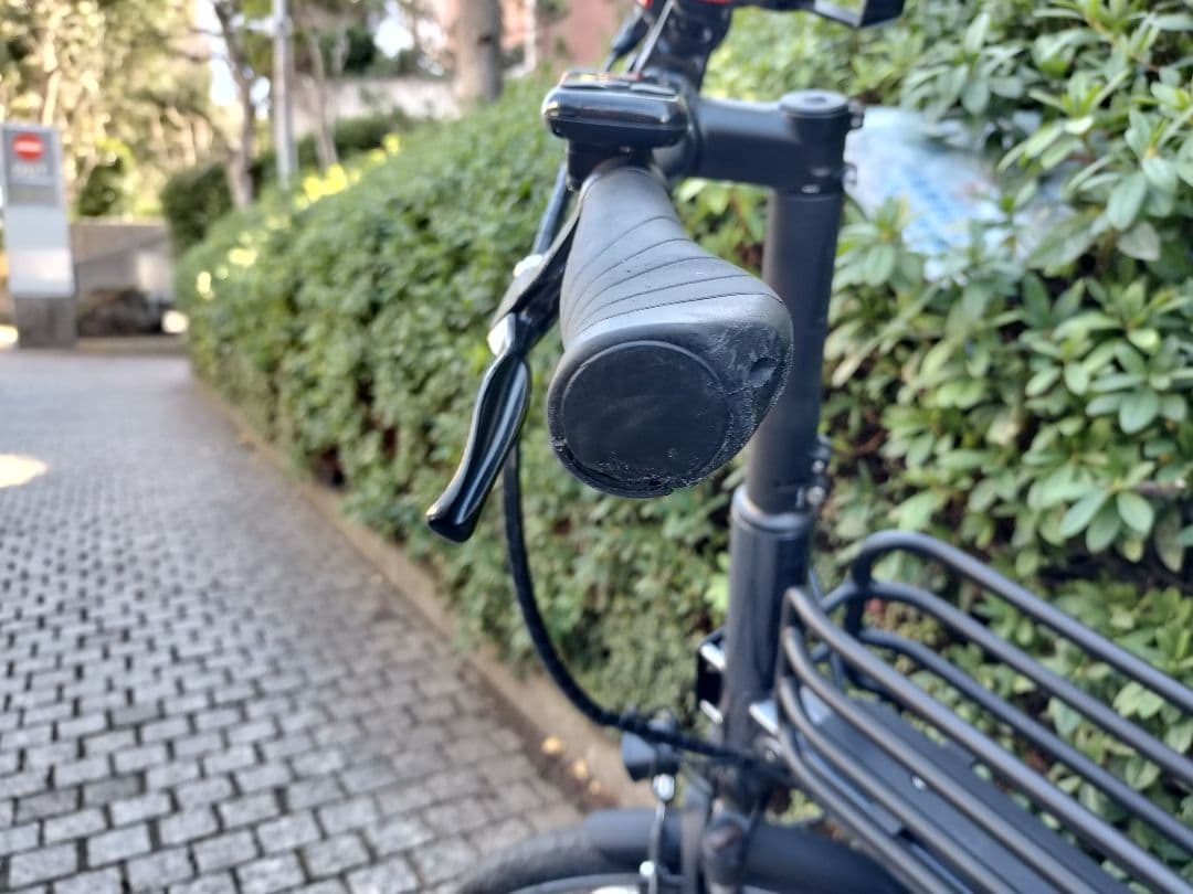 tiara　　美品！電動アシスト自転車 VOTANI H3 BESV