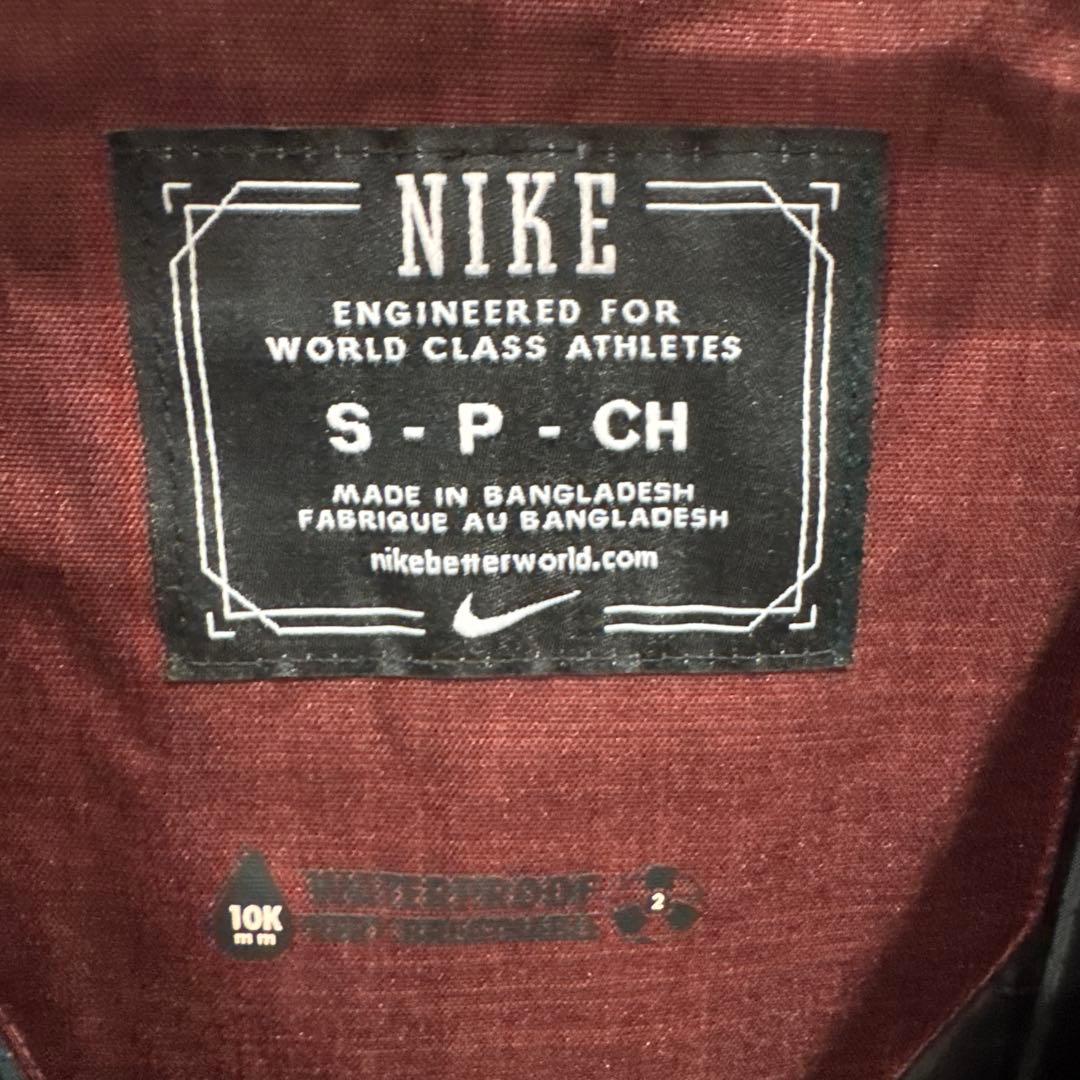 NIKE SB スノボウエア