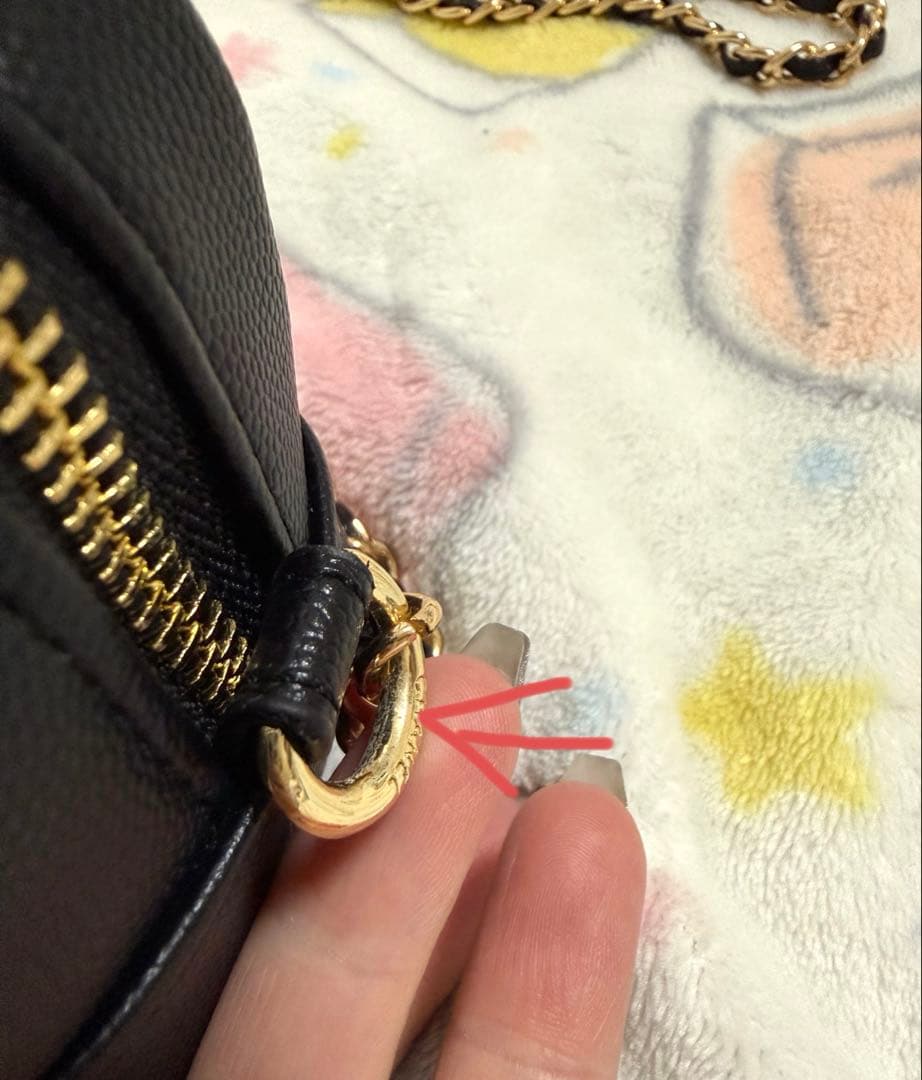 CHANEL レザーショルダーバッグ　ノベルティ