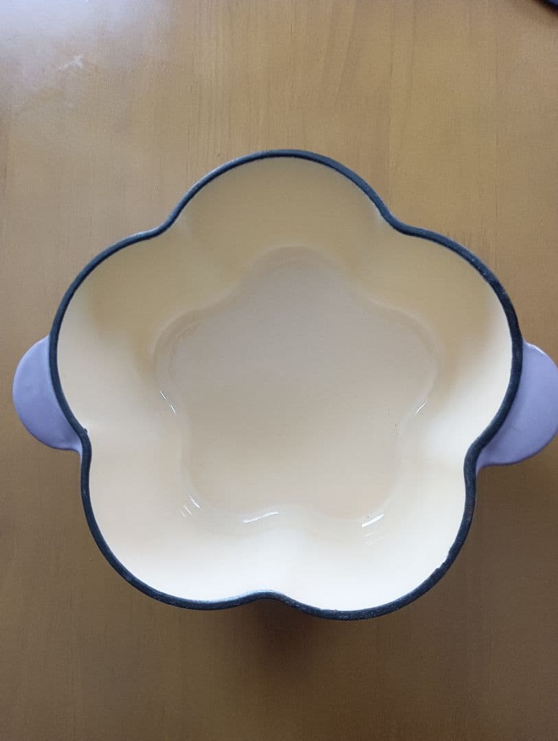 LE CREUSET 両手鍋 紫 約20cm