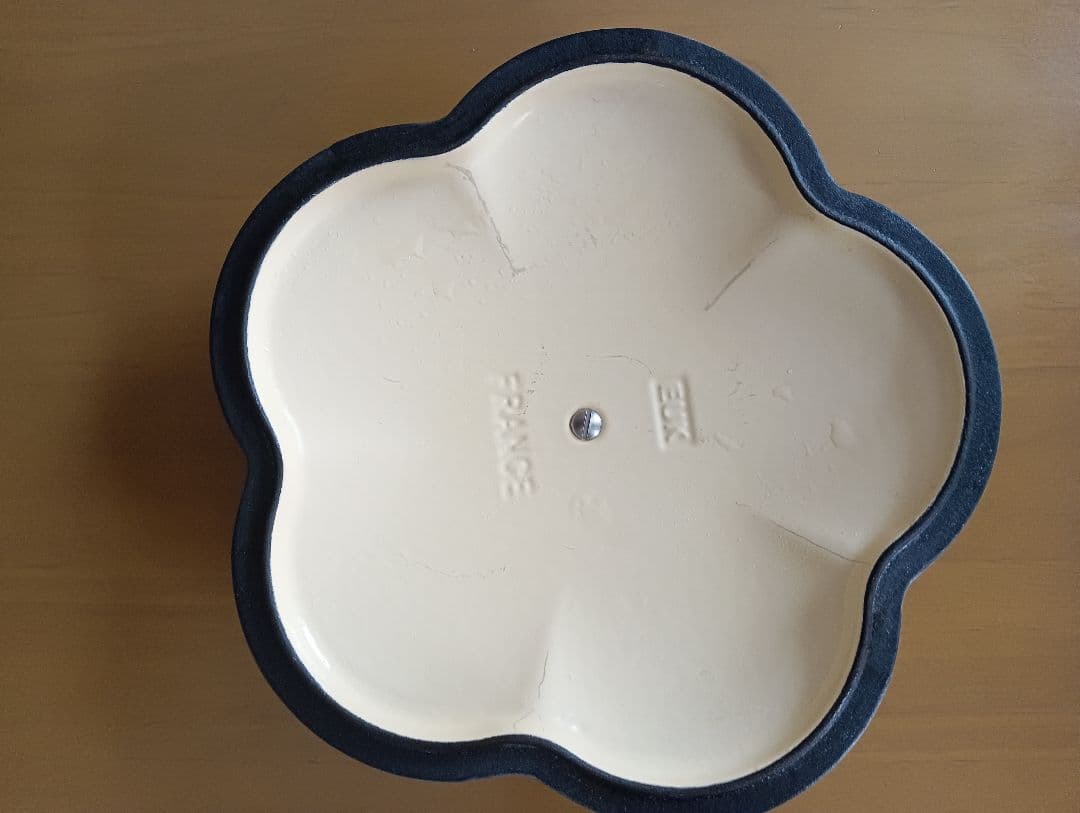 LE CREUSET 両手鍋 紫 約20cm