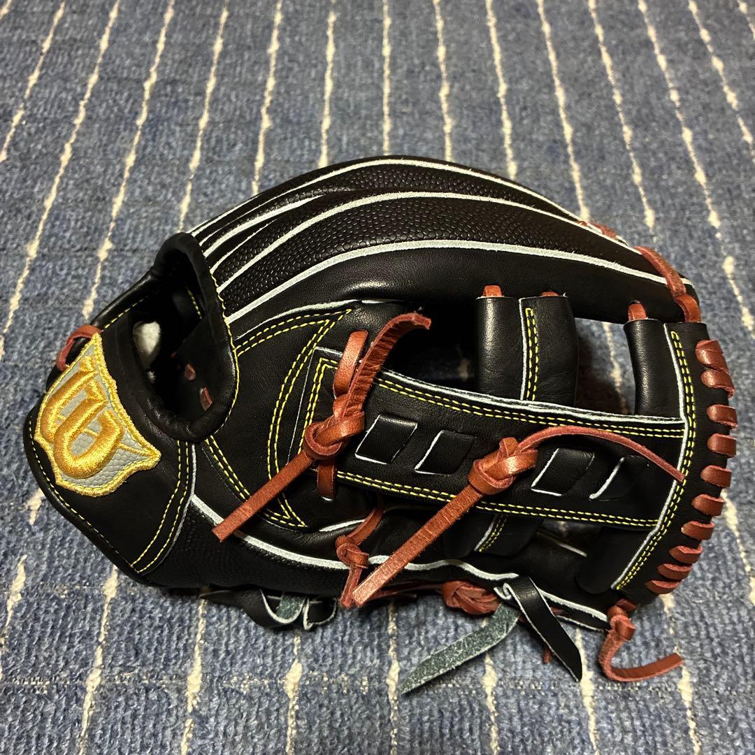 ウィルソンスタッフ　硬式内野手用グローブ