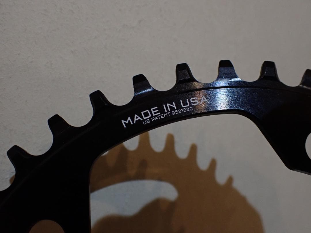 WOLFTOOTH DROPSTOP B ナローワイド　チェーンリング　42T
