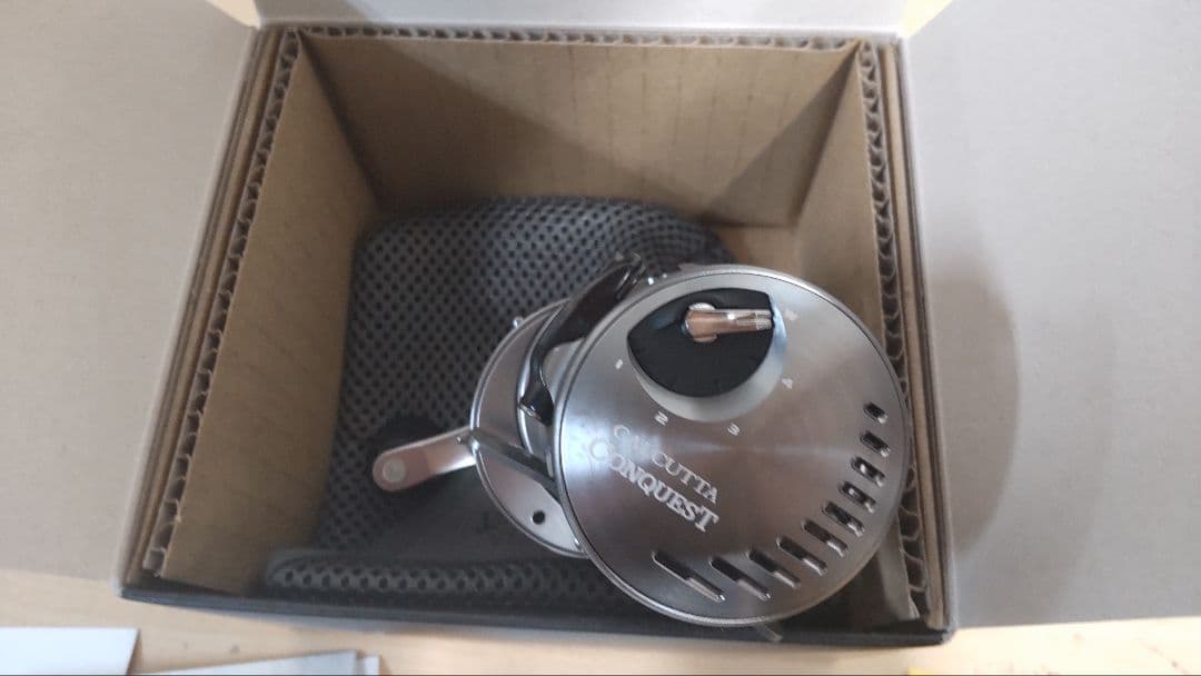 リール SHIMANO CALCUTTA CONQUEST DC 100HG