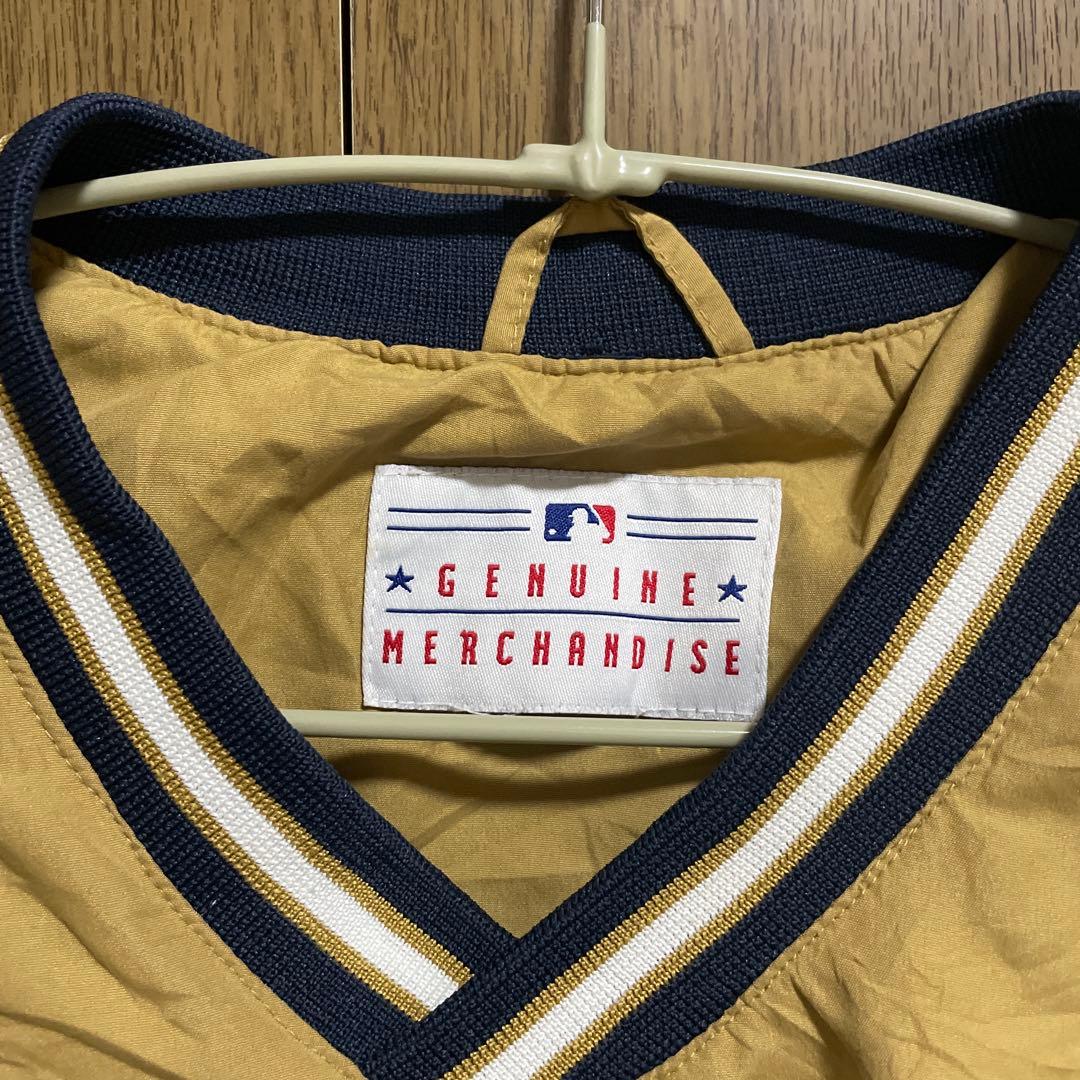 MLB 古着　Milwaukee Brewers プルオーバージャケット