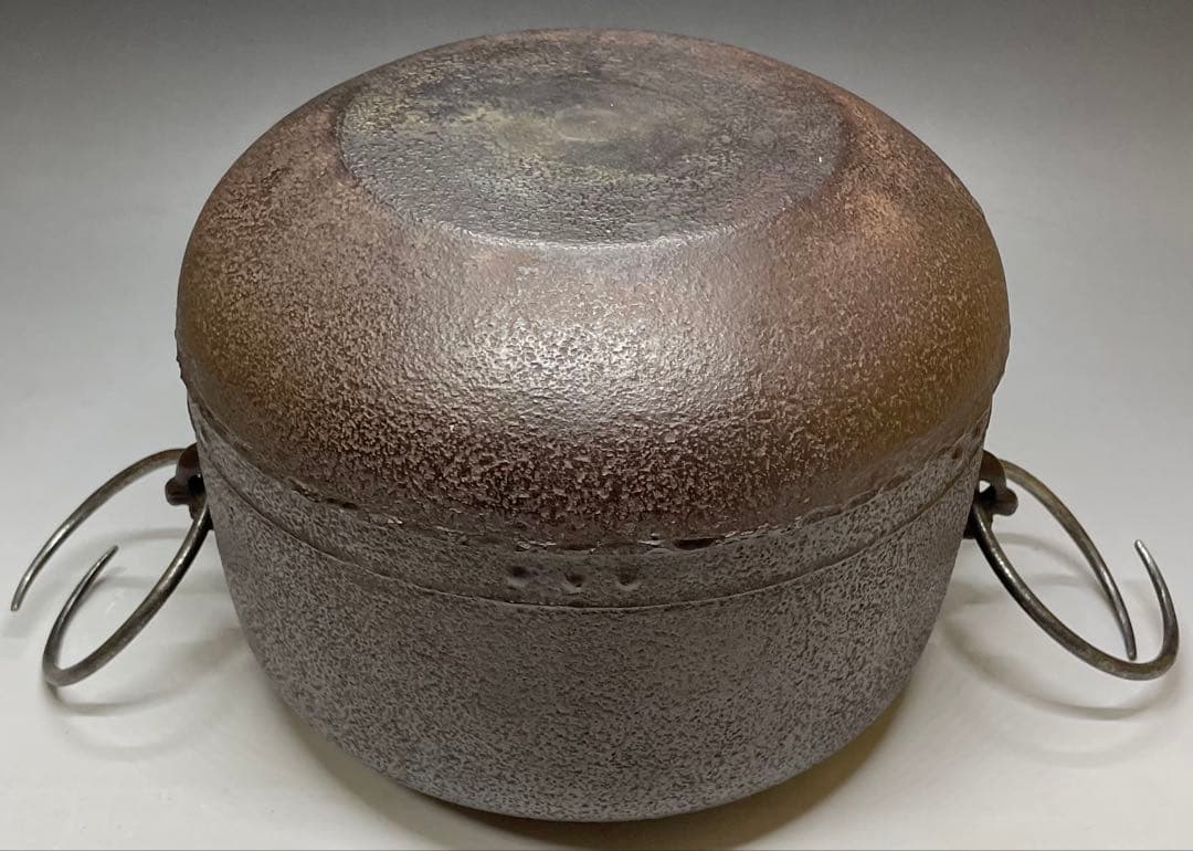 人間国宝　角谷一圭　萬代屋釜　茶釜　釜釻　四方桟共箱　i254