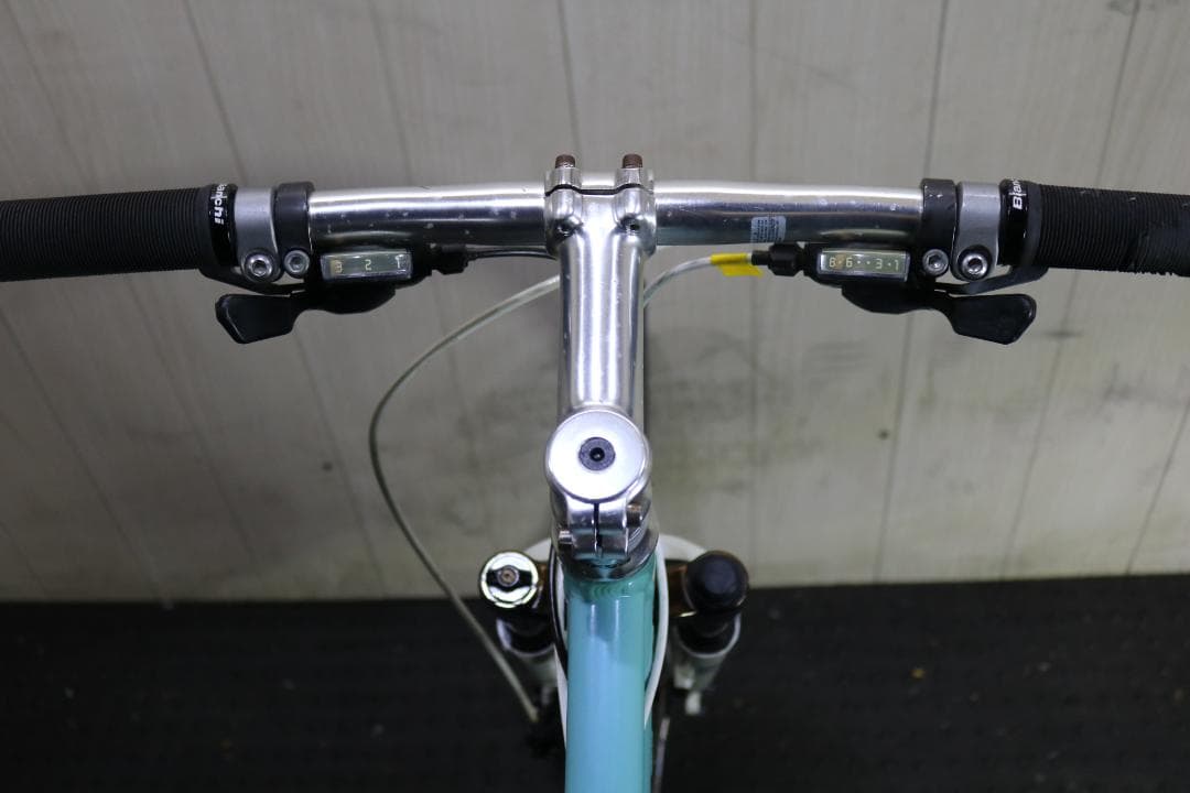 ビアンキCIELO 700C アルミ 24速 410mm ディスクブレーキ仕様