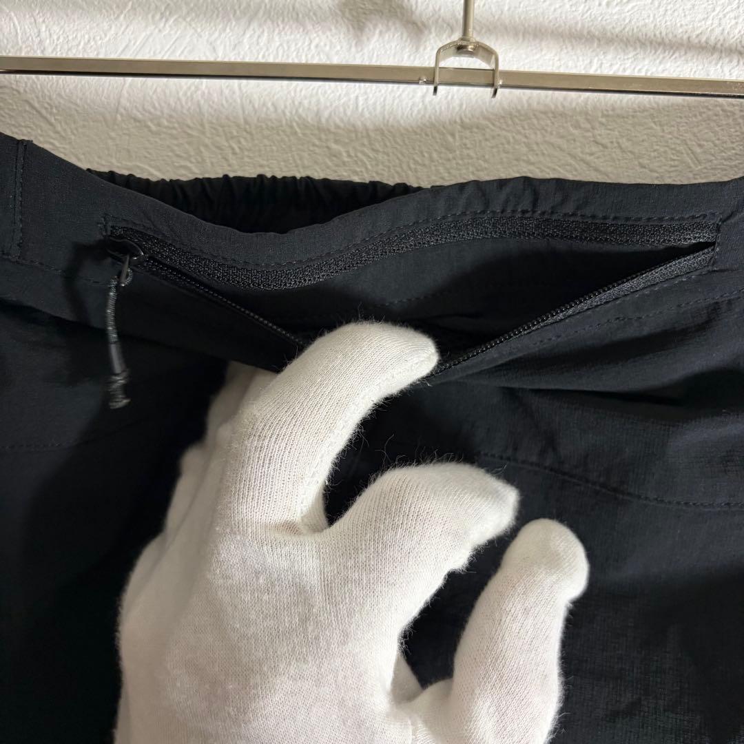 【美品】ノースフェイス フライウェイトレーシングショーツ 黒M ランニング 陸上