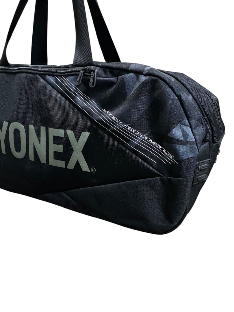 極美品 YONEX トーナメントバッグ ラケットバッグ 2024年モデル（廃盤）