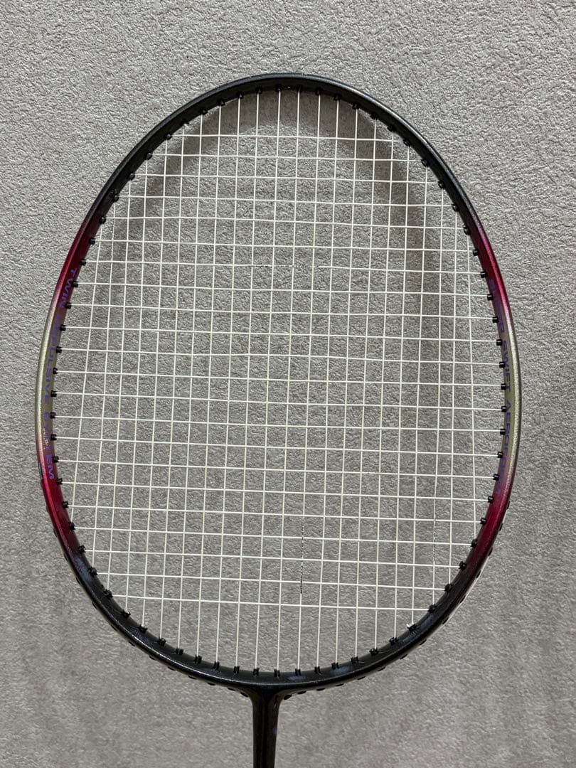 YONEX / BRIDGESTONE バドミントンラケット3本羽12個付き