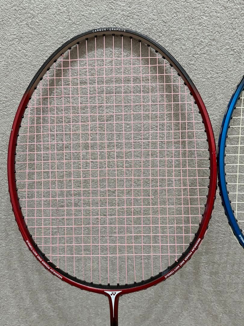 YONEX / BRIDGESTONE バドミントンラケット3本羽12個付き