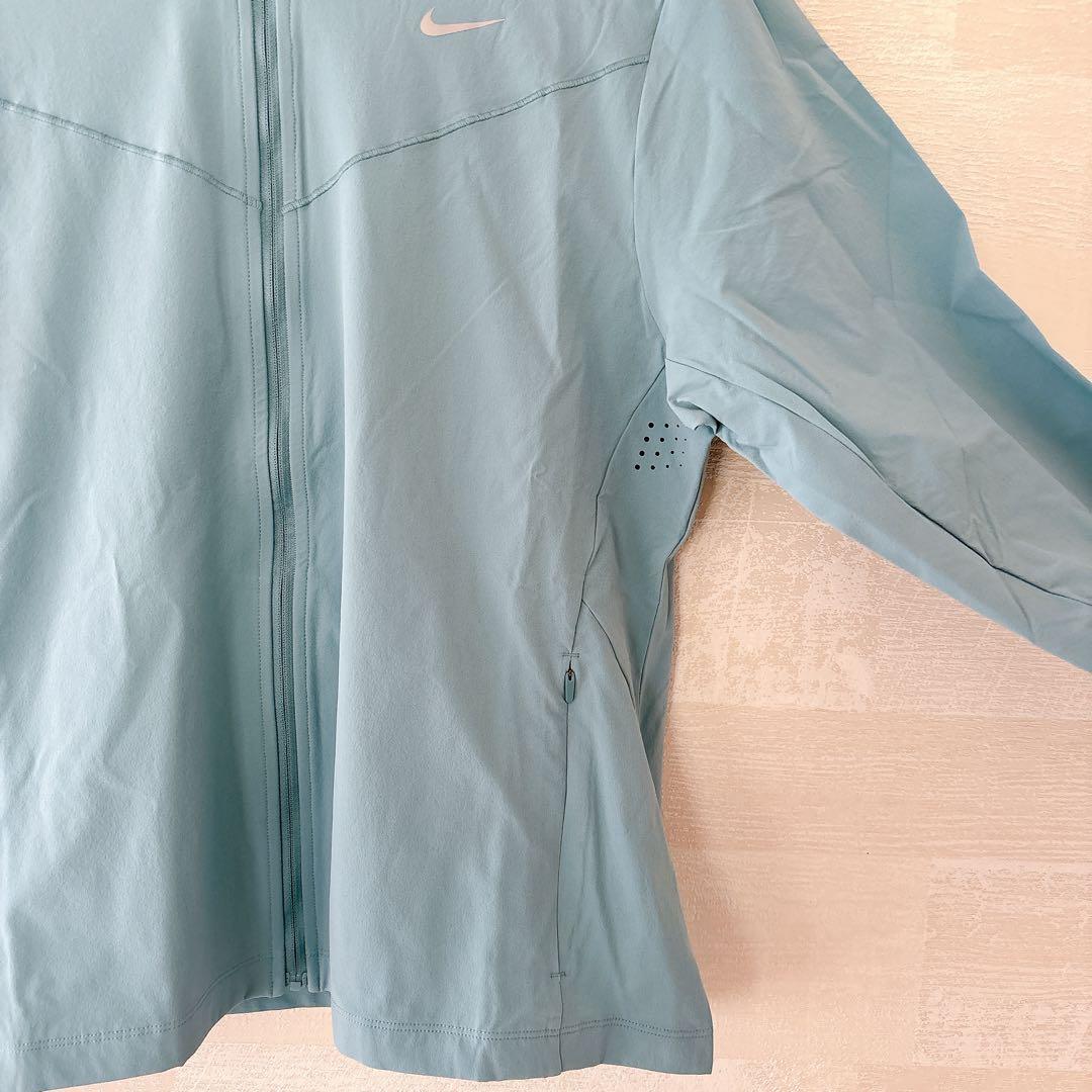 【新品】Nike ライトブルー ウィンドブレーカー M