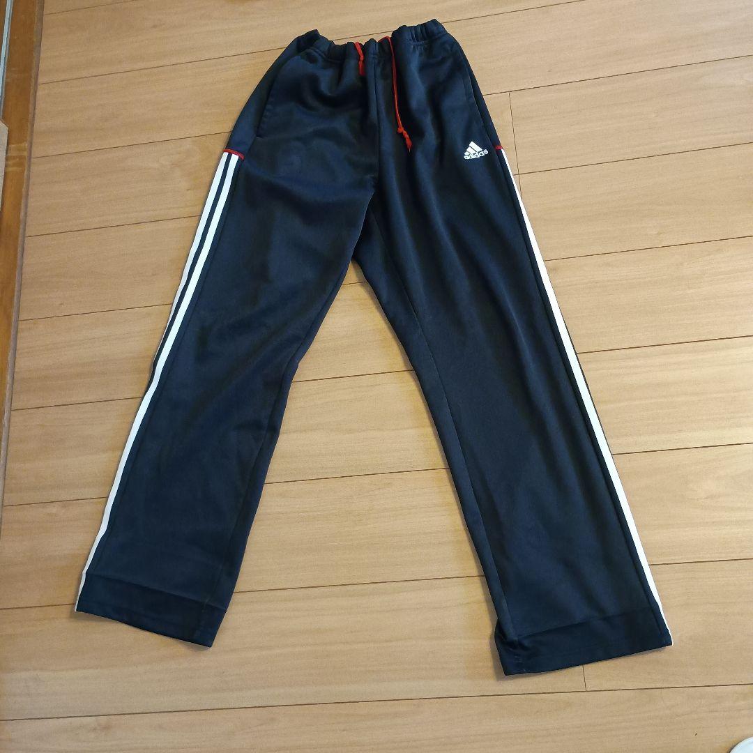 adidas ブラック ジャージセット：上O、下L