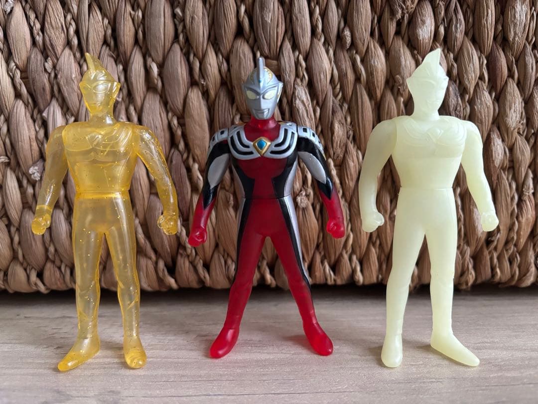 2003映画ウルトラマンコスモスVSジャスティス　フィギュア　全6種　非売品
