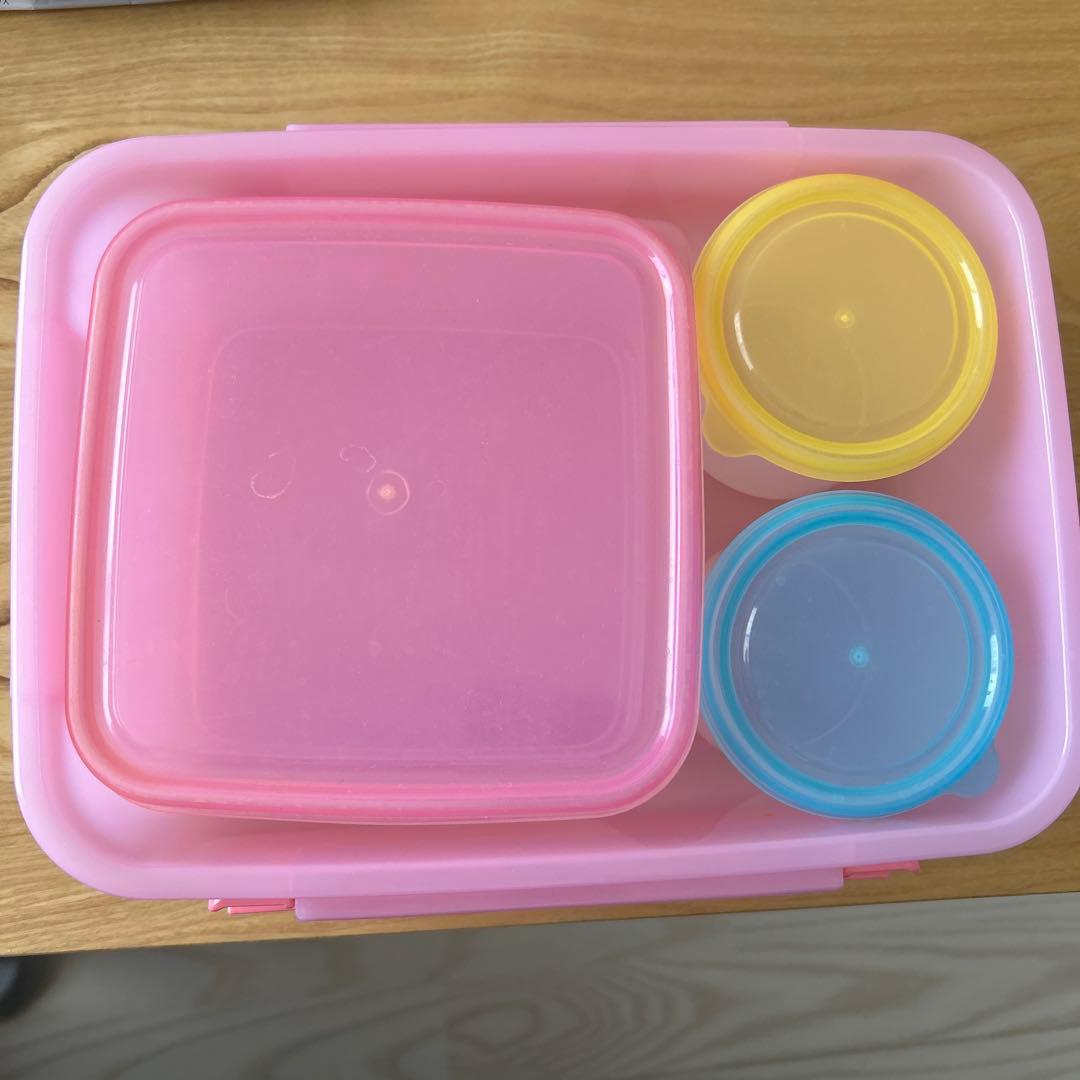 【サンリオ】ウサハナ ランチボックス 弁当箱 お弁当箱 ファミリーサイズ