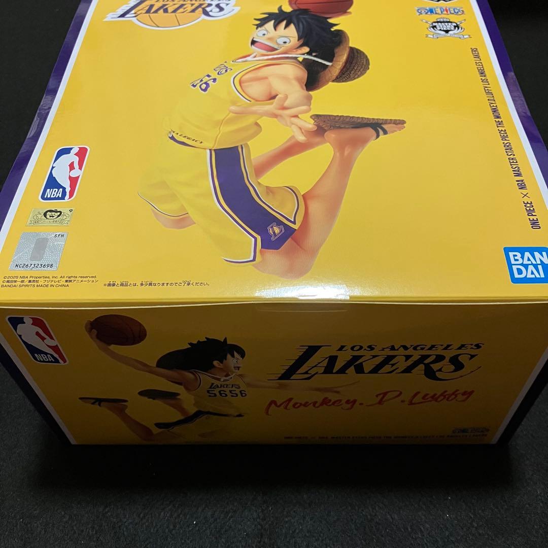 ワンピース　NBA レイカーズ　ルフィ　フィギュア