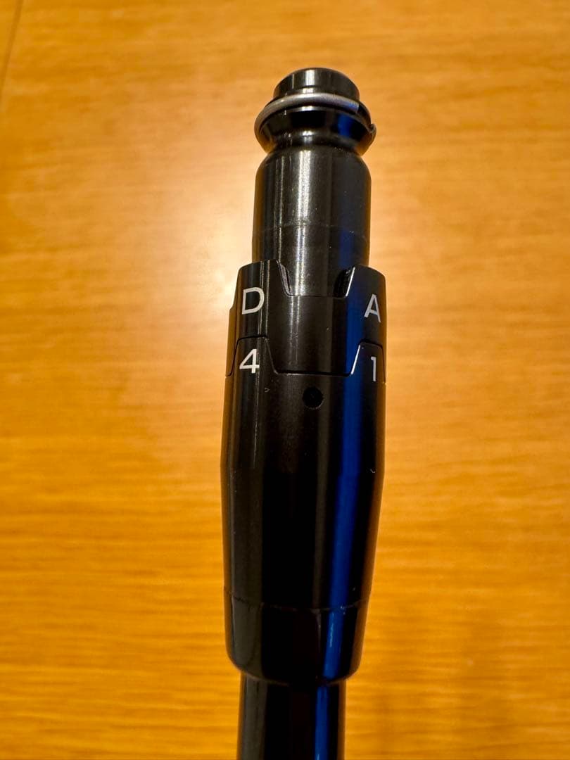 【極美品】The ATTAS V2 4X / 5W用 Titleistスリーブ付