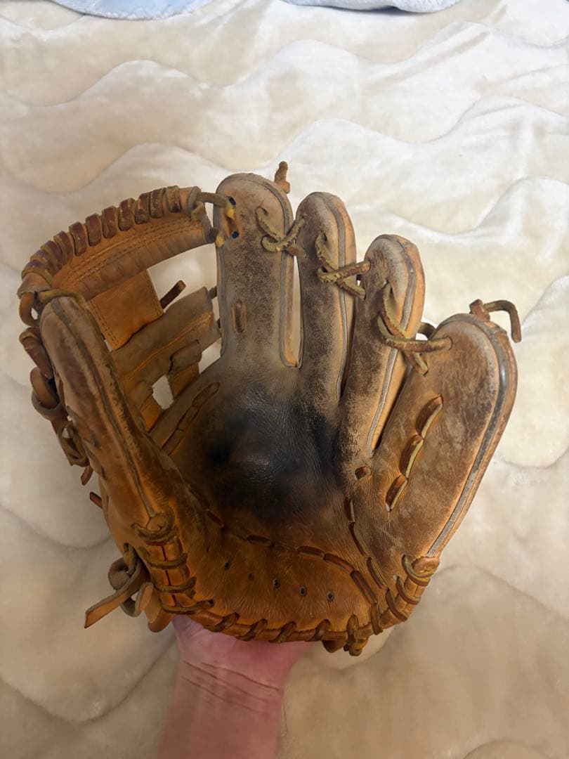 硬式野球グローブ 茶色 レザー製