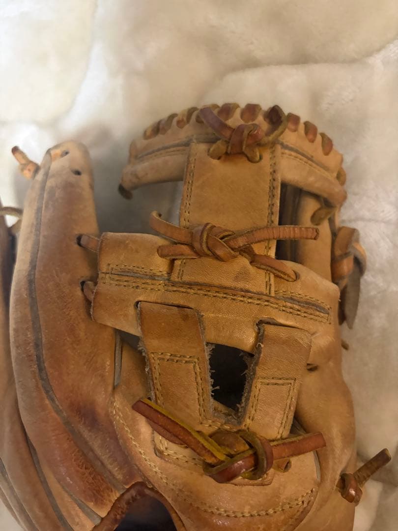 硬式野球グローブ 茶色 レザー製