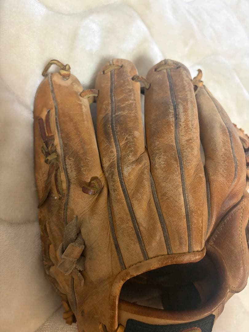 硬式野球グローブ 茶色 レザー製