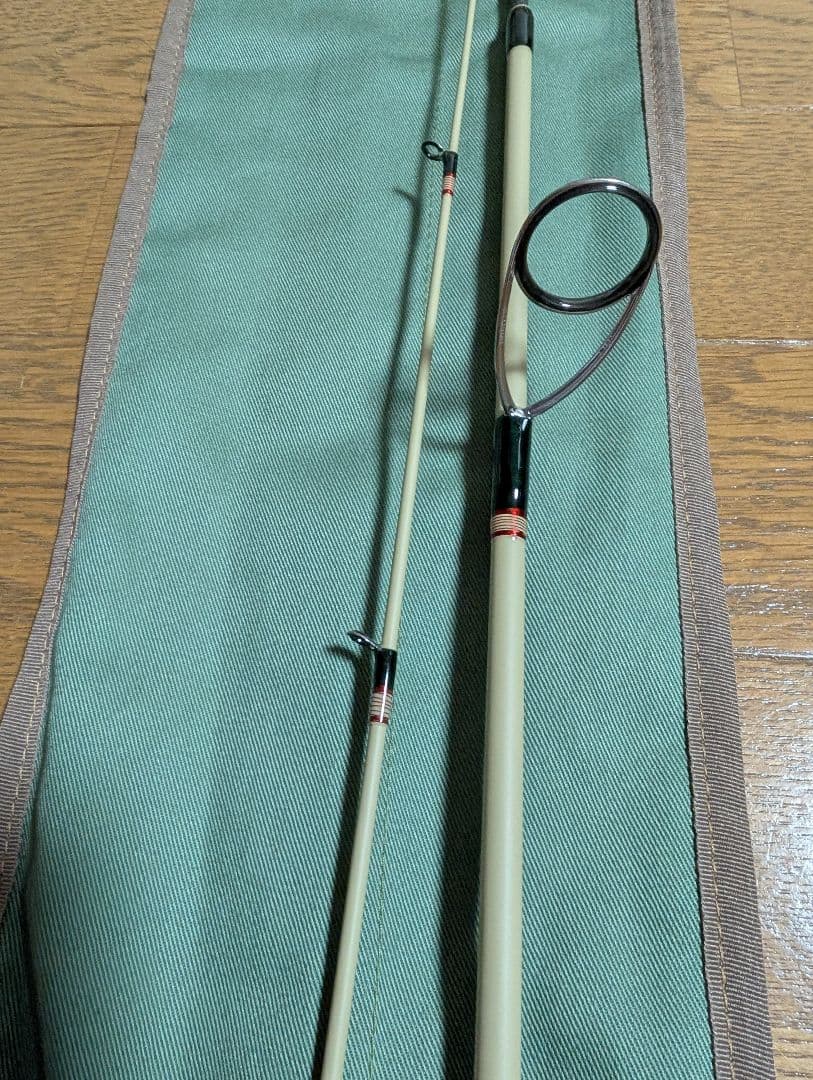 エムアイレ　トラウトロッド　MG-53MLS 新品、未使用　お値下げ