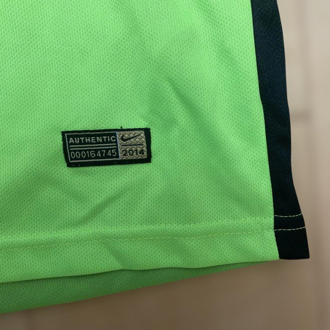 激レア！ JUVENTUS ユニフォーム テベス 背番号10 蛍光グリーン