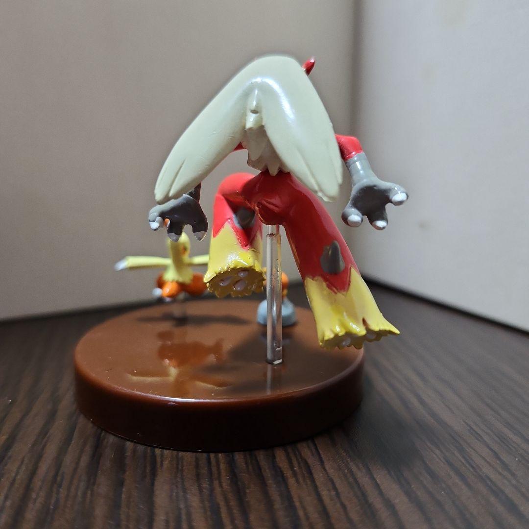 美品　立体ポケモン図鑑　アチャモ　ワカシャモ　バシャーモ