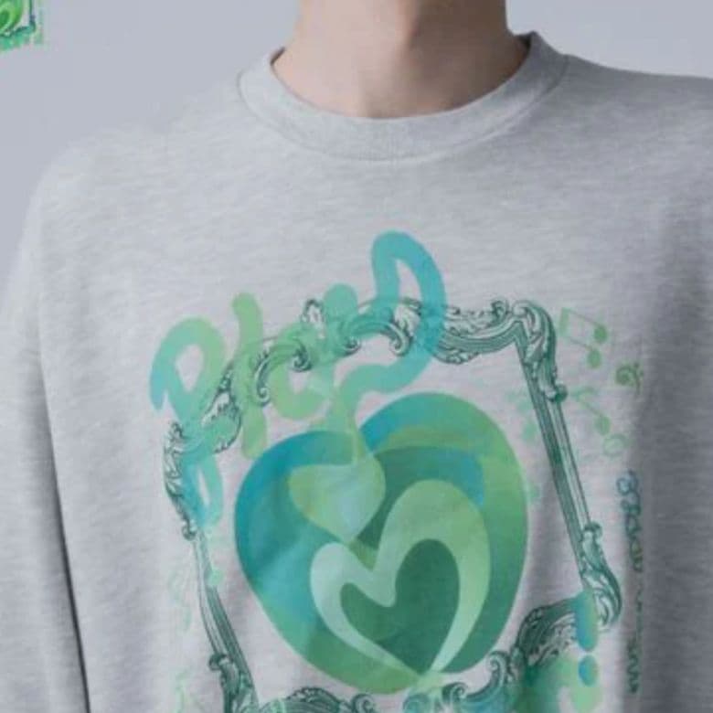 Mrs. GREEN APPLE x ST スウェット