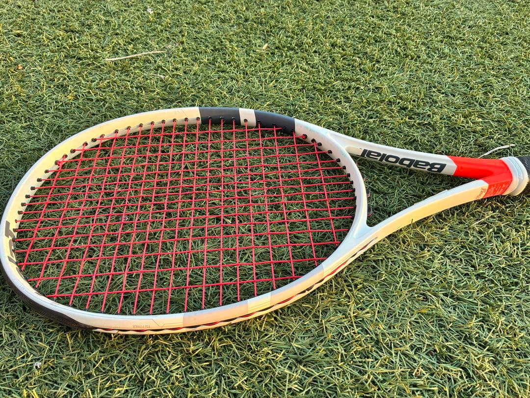 Babolat Pure Strike テニスラケット