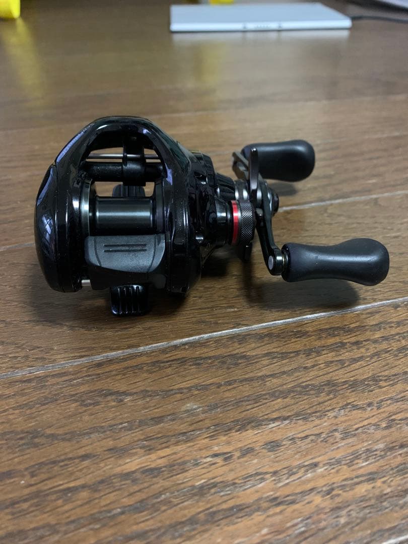 Scorpion DC 100HGベイトリール