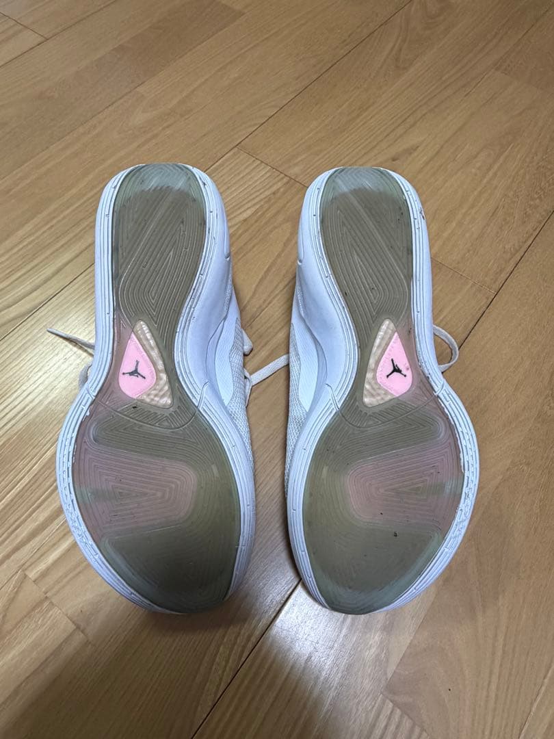 ルカ1　Jordan バスケットボール　ホワイト/ピンク