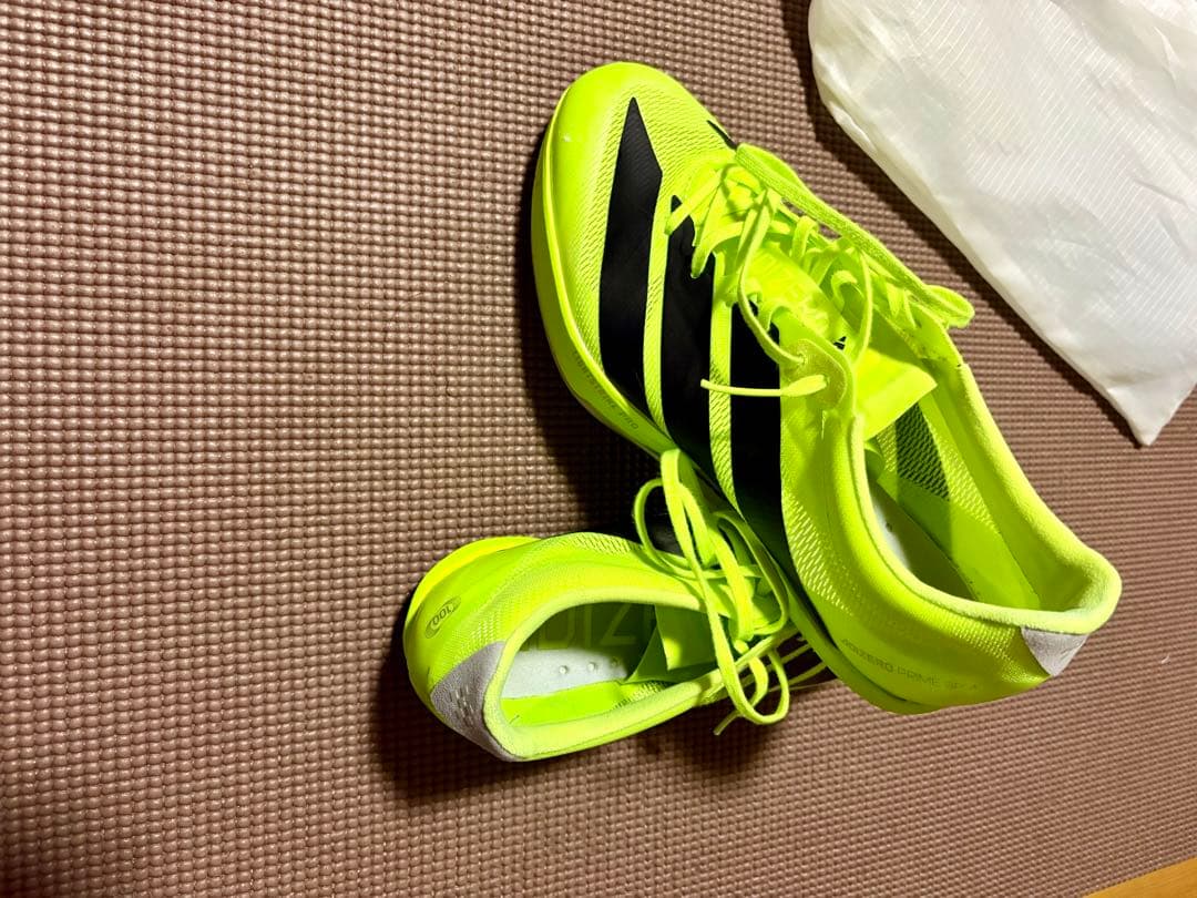 「美品」adidas スパイクシューズ 蛍光イエロー26cm