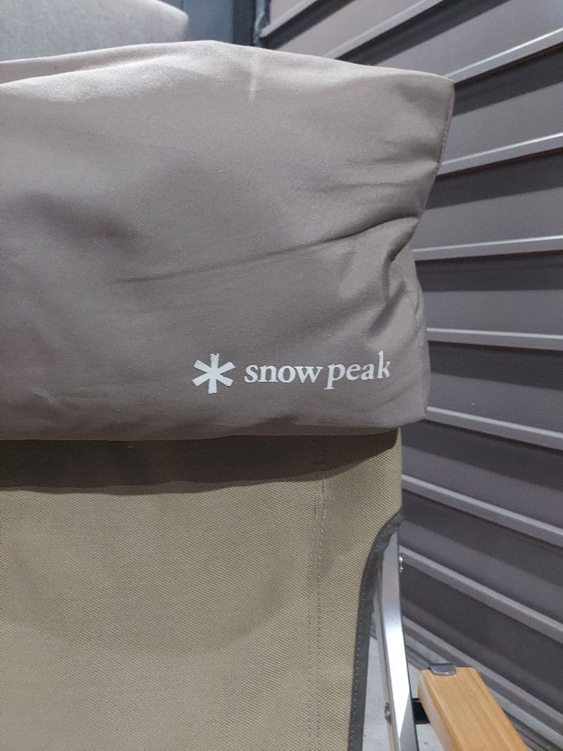  peak ローチェア30 カーキ クッションプラス 収納ケース 付き
