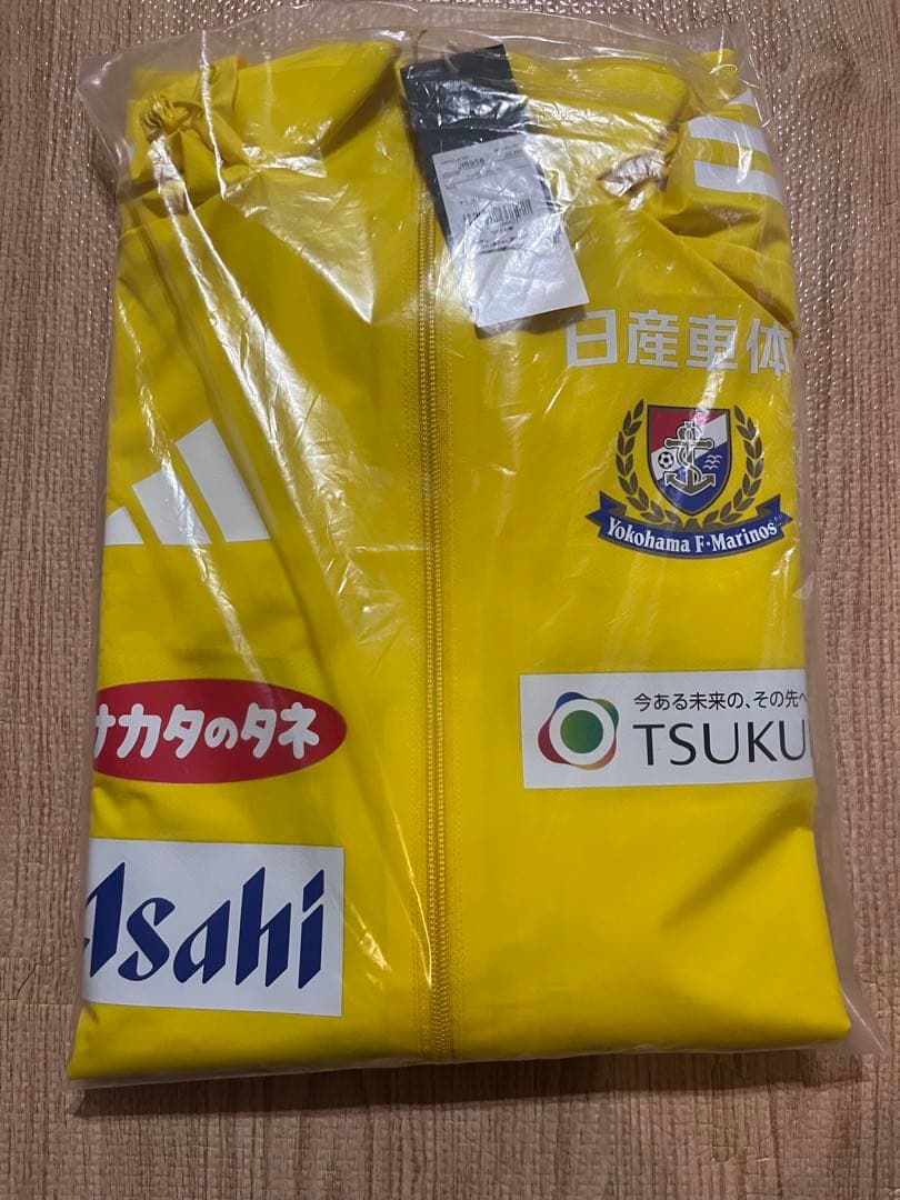 横浜F・マリノス 2025 オールウェザージャケット GK 寒い時期の観戦に！
