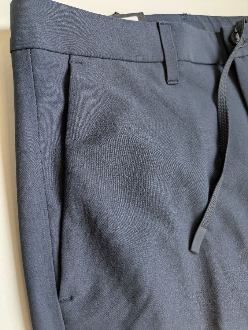HUGOBOSSヒューゴボス防水ツイル素材ゴルフチノパンサイズ48メンズネイビー