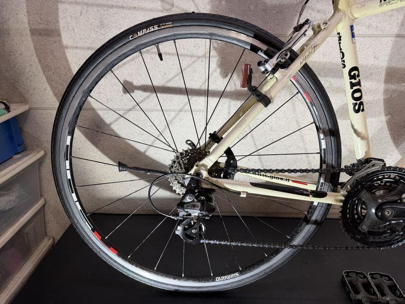 GIOS MISTRAL クロスバイク　アイボリー
