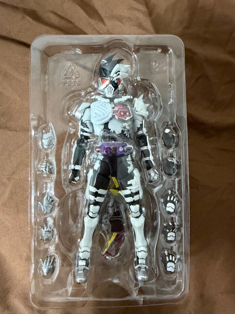 M*s様 S.H.Figuarts 仮面ライダーゲンム ゾンビアクションゲーマー