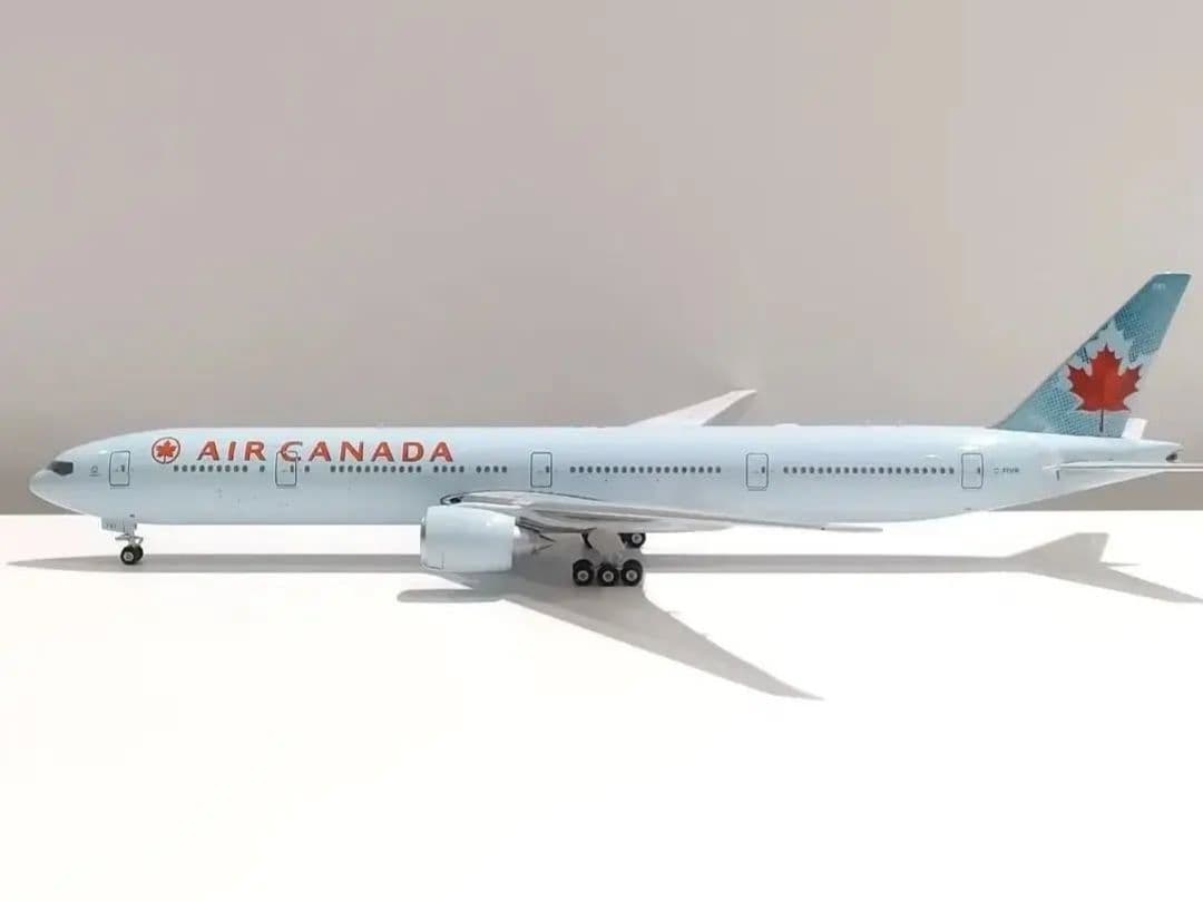 航空機・ヘリコプター AIR  B777-300 1/400