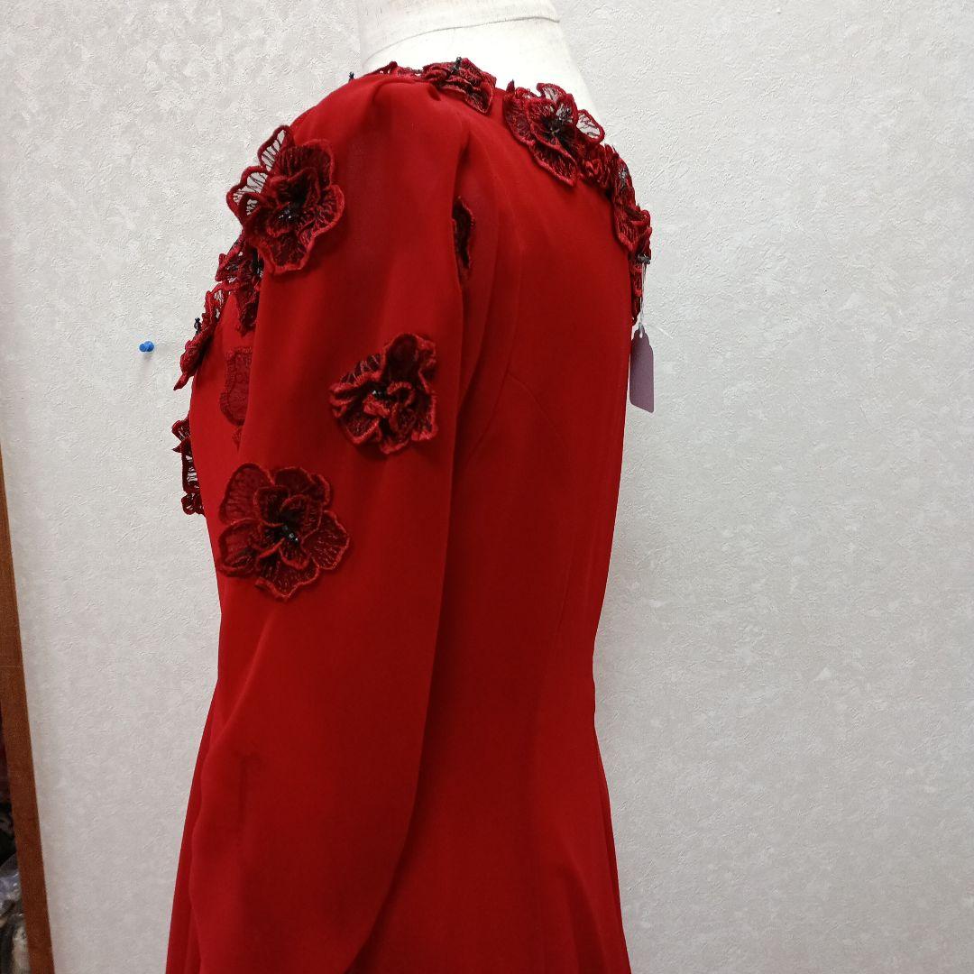 社交ダンス赤い花刺繍のフレアドレス