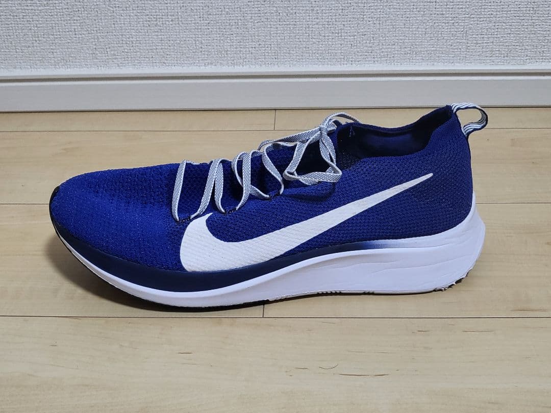 NIKE ナイキ ズームフライ フライニット ２７cm　美品