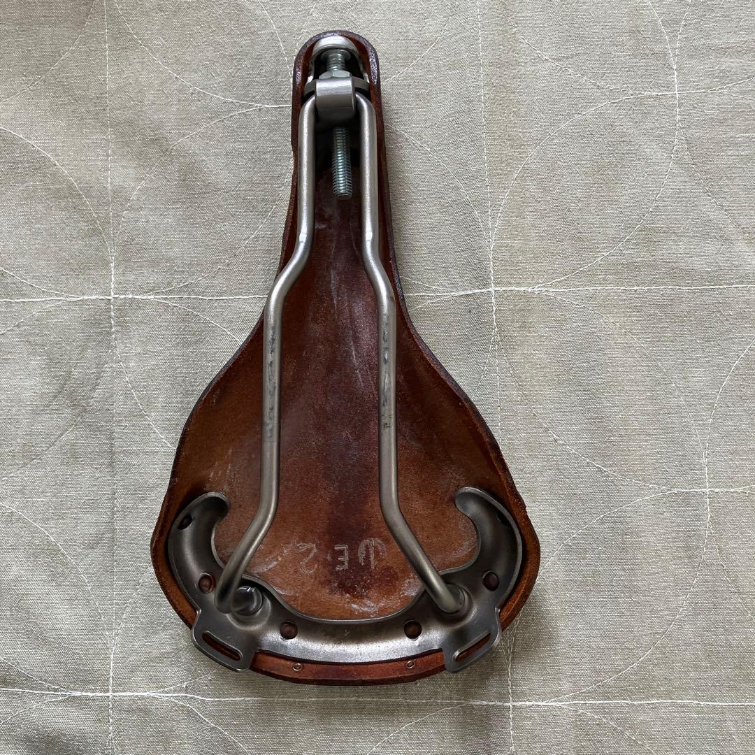 Brooks スイフトチタンサドル