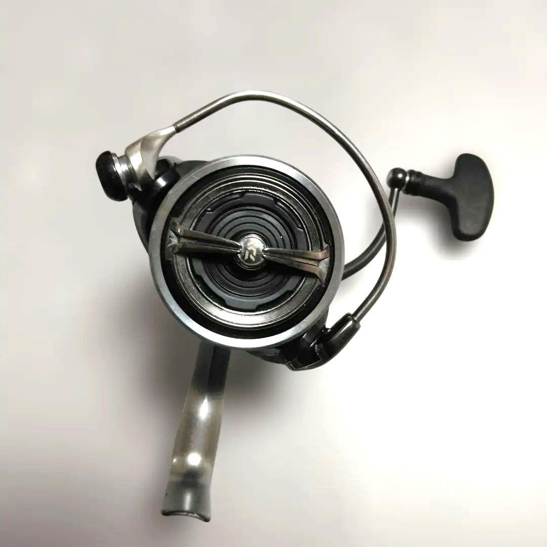 Daiwa 　18カルディアLT3000-CXH