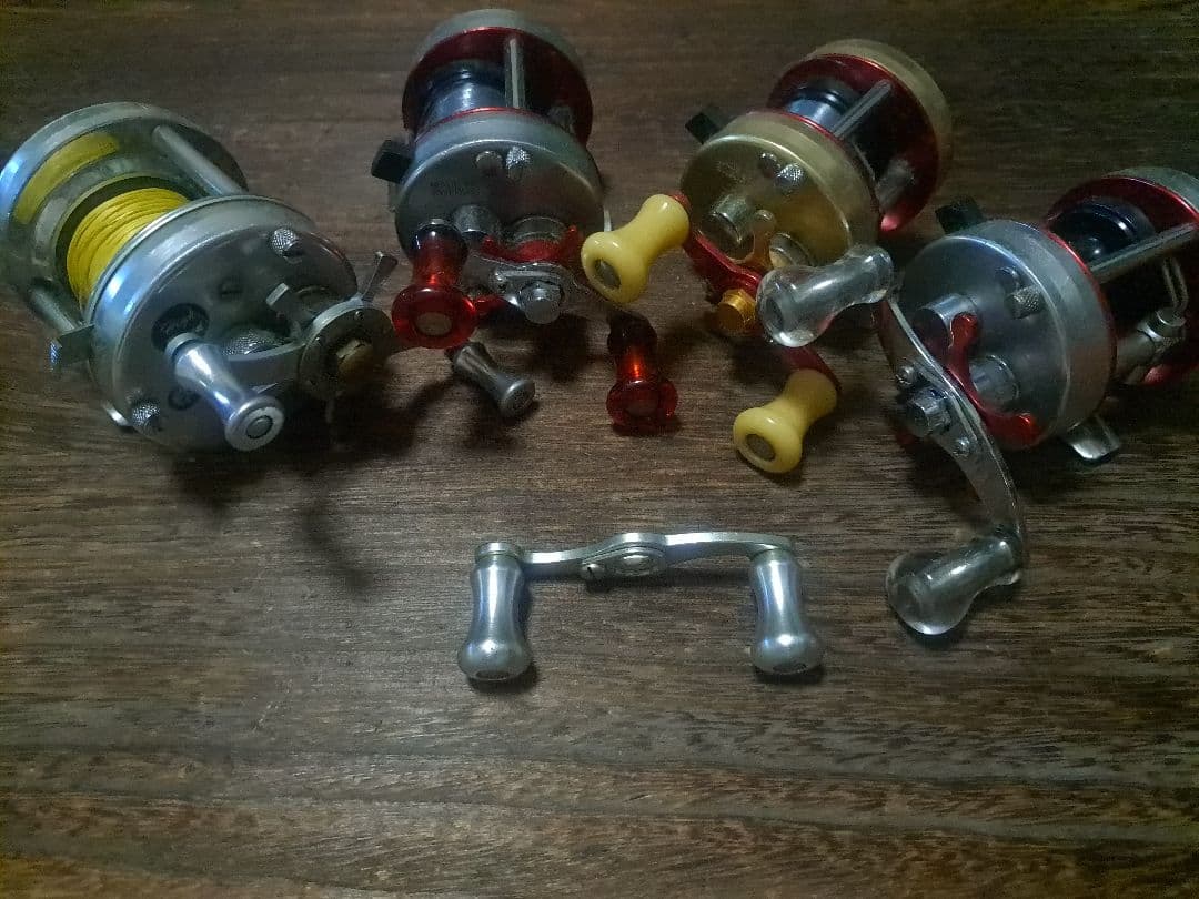 道楽　DOWLUCK　ドウラク　リールハンドル　軸間65mm　シルバー